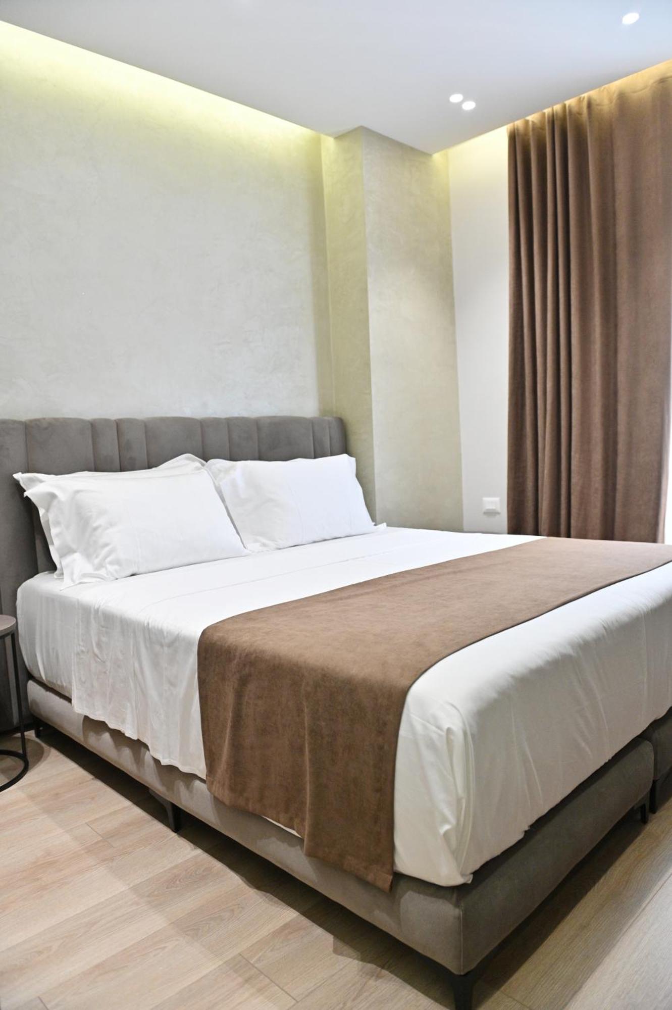 Galeria's Rooms, Tirana, Self Check-in *